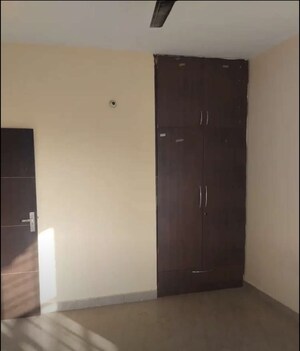 Room in 3 BHK Apartment at Parijaat Residency, Faizabad Road – for Rent