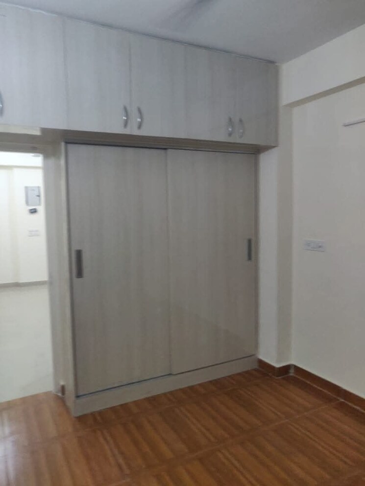 Room, gaur-city-1st-avenue 2 Bedroom 860 Sq.Ft. Apartment In Sector 4 Greater Noida Greater Noida 9706041