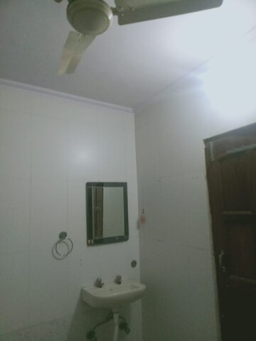 Room in 2 BHK Independent House at Sector 4 – for Rent