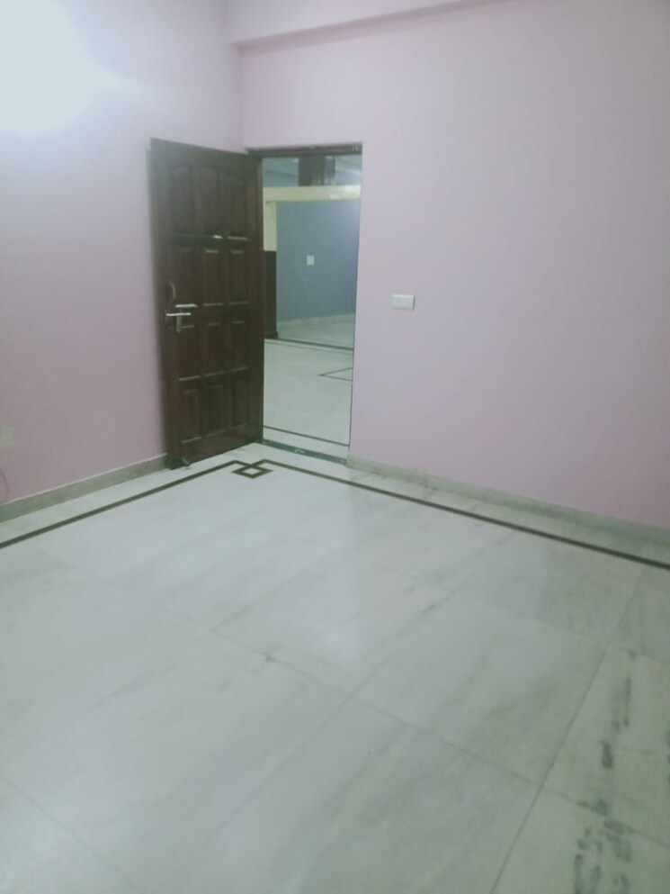 Room, sector 4 2 Bedroom 1299 Sq.Ft. Independent House In Sector 4 Gurgaon 9706043