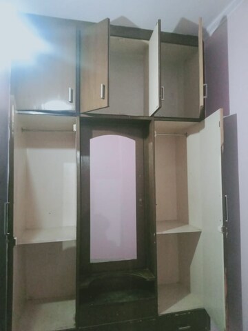 Room in 2 BHK Independent House at Sector 4 – for Rent