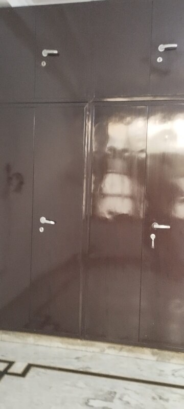 Furnished Amenities in 2 BHK Independent House at Sector 4 – for Rent