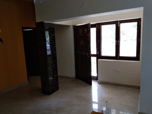 Room in 2 BHK Independent House at Sector 4 – for Rent