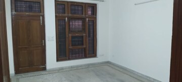 Room in 2 BHK Independent House at Sector 4 – for Rent