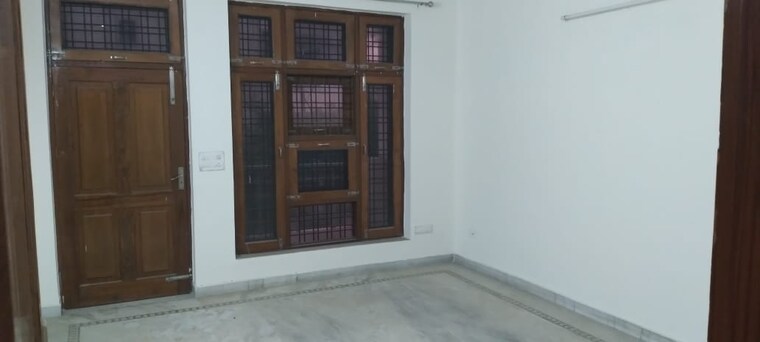 Room, sector 4 2 Bedroom 1488 Sq.Ft. Independent House In Sector 4 Gurgaon 9706056