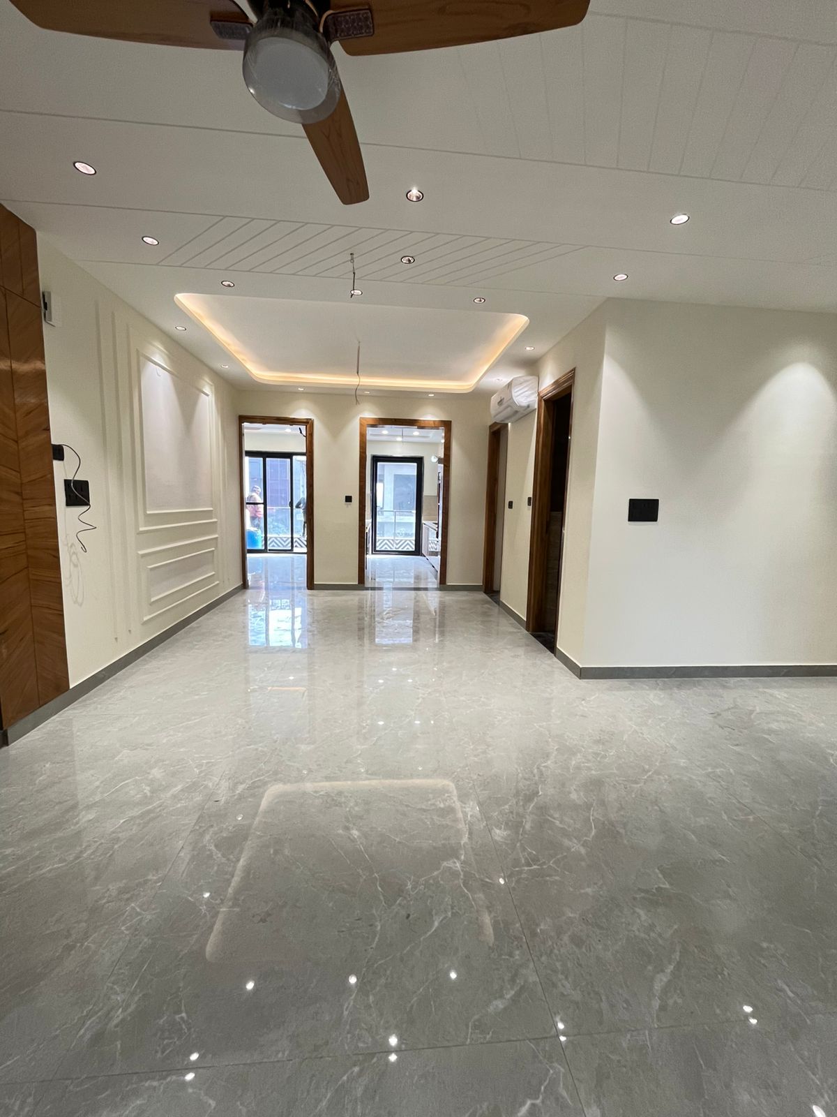 4 BHK + Servant Room Builder Floor For Rent in Eden Estate