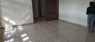 Room in 2 BHK Independent House at Sector 4 – for Rent