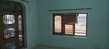 Room in 2 BHK Independent House at Sector 4 – for Rent