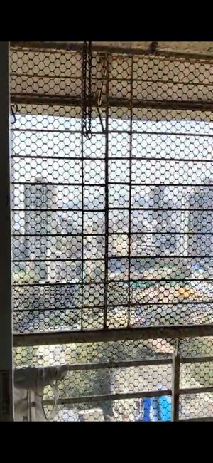 Room in 1 BHK Apartment at Omkar Vayu, Mahim – for Rent