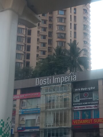  Showroom For Rent in Dosti Group Imperia, Manpada