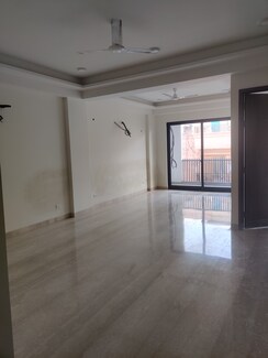 3 BHK + Servant Room Builder Floor For Sale in Safdarjung Enclave
