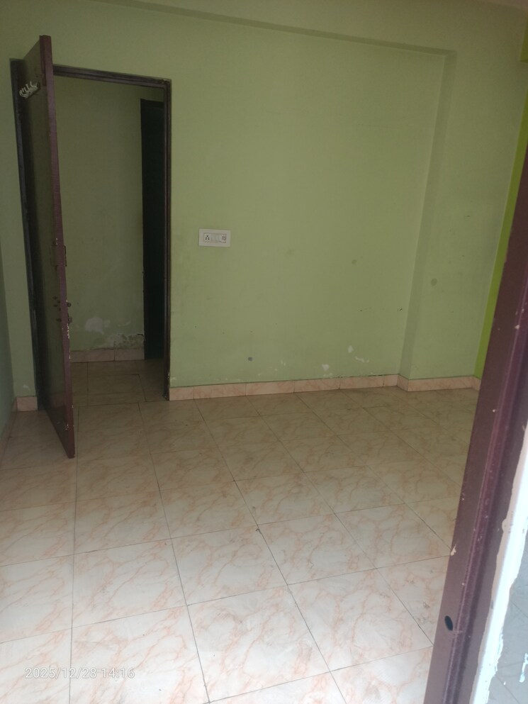 Room, adore-happy-homes 2 Bedroom 478 Sq.Ft. Apartment In Sector 86 Faridabad 9706146