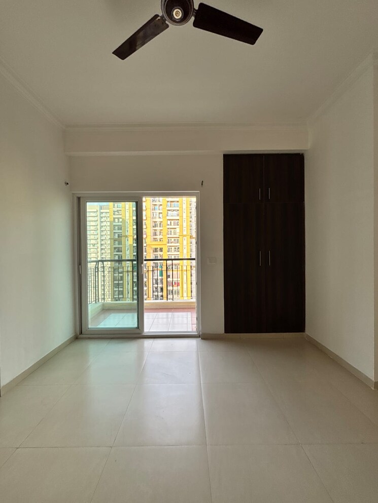 Room, amrapali-leisure-valley 3 Bedroom 1825 Sq.Ft. Villa In Tech Zone 4 Greater Noida Greater Noida 9706147