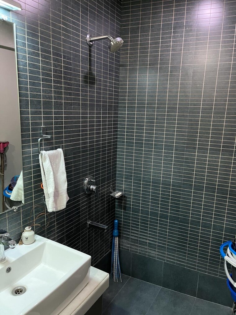 Attached Bathroom, abhinav-pebbles-urbania 3 Bedroom 1250 Sq.Ft. Apartment In Bavdhan Pune 9706170