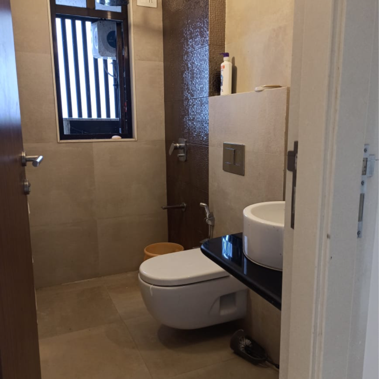 Bathroom, kanakia-hollywood 2 Bedroom 728 Sq.Ft. Apartment In Yari Road Mumbai 9706200