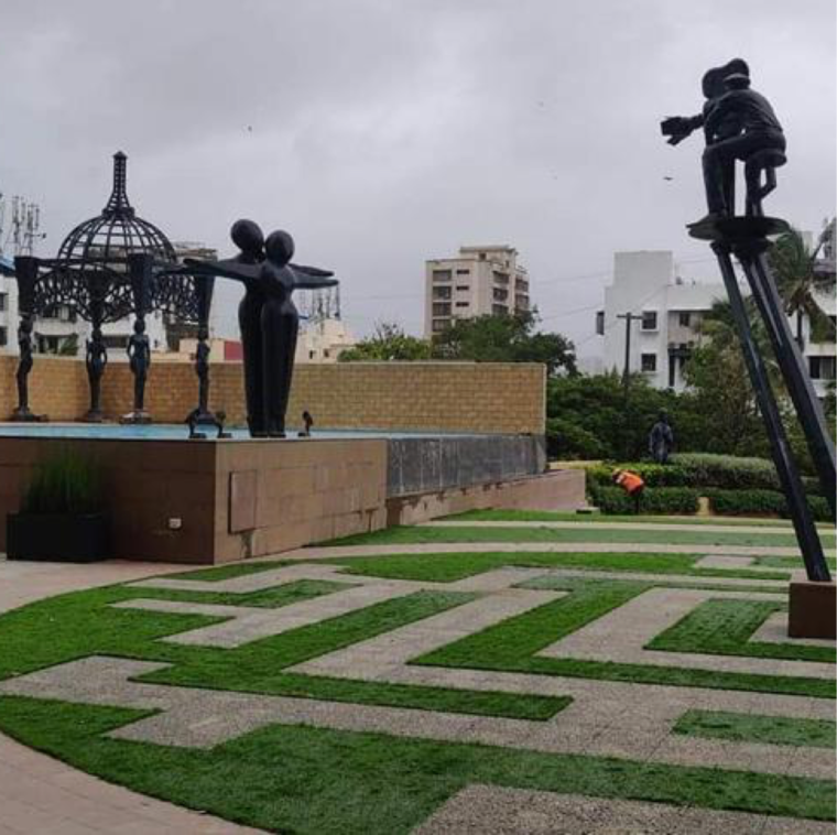 Garden, kanakia-hollywood 2 Bedroom 728 Sq.Ft. Apartment In Yari Road Mumbai 9706200