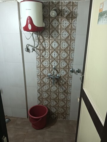 Bathroom in 1 BHK Apartment at Dombivli West – for Rent