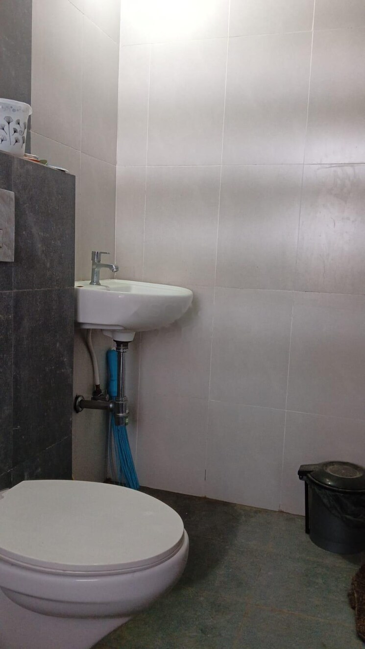 Bathroom, shapoorji-pallonji-joyville-hinjewadi 2 Bedroom 592 Sq.Ft. Apartment In Hinjewadi Pune 9706277
