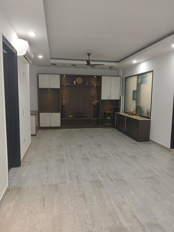 3 BHK Builder Floor For Rent in Auram Floor, South City 2