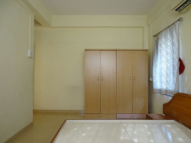 Master Bedroom, guru-ganesh-nagar-society 2 Bedroom 812 Sq.Ft. Apartment In Kothrud Pune 9706280