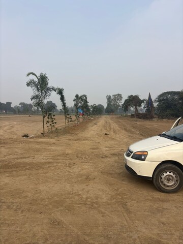  Plot – Exterior View View at Gosainganj - for Sale