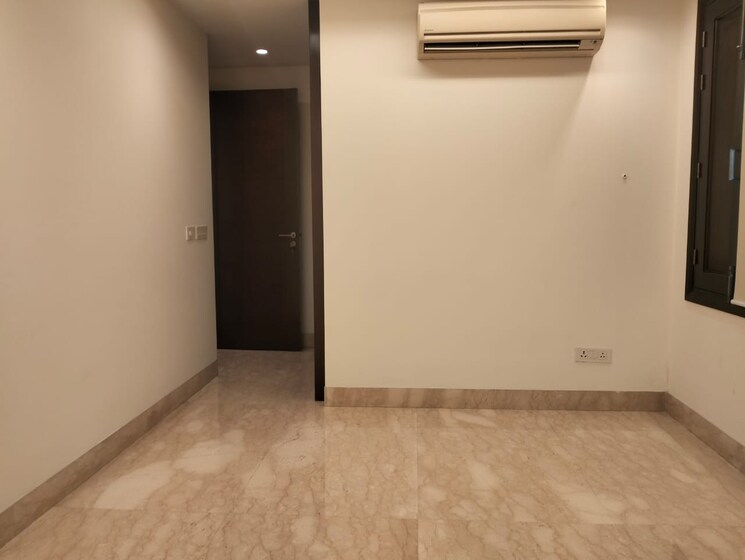 Room, green park 4 Bedroom 2450 Sq.Ft. Builder Floor In Green Park Delhi 9706303