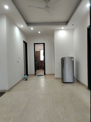Room in 3 BHK Apartment at Hauz Khas – for Rent