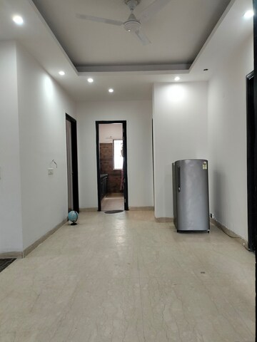 Room in 3 BHK Apartment at Hauz Khas – for Rent