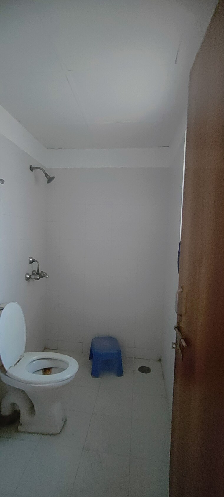 Bathroom, bptp-elite-floors 3 Bedroom 2250 Sq.Ft. Builder Floor In Sector 83 Faridabad 9706340