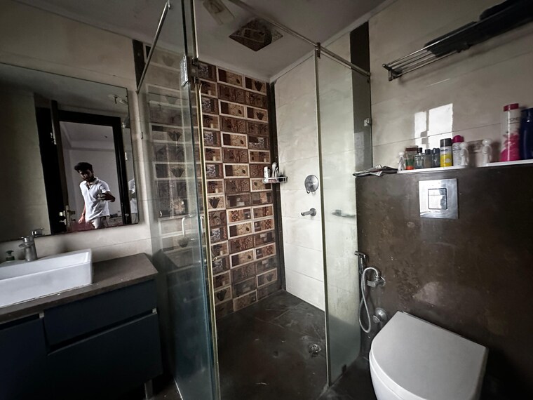 Master Bedroom, safdarjung enclave 3 Bedroom 1700 Sq.Ft. Builder Floor In Safdarjung Enclave Delhi 9706338