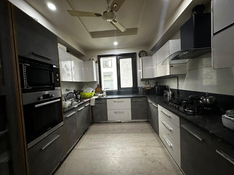 Kitchen, safdarjung enclave 3 Bedroom 1700 Sq.Ft. Builder Floor In Safdarjung Enclave Delhi 9706338