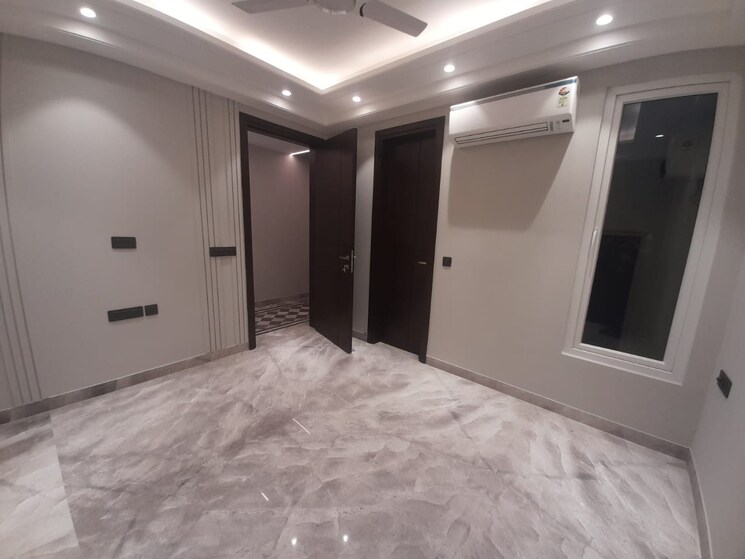 Room, gulmohar park 3 Bedroom 2000 Sq.Ft. Builder Floor In Gulmohar Park Delhi 9706362