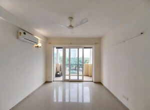Room in 3 BHK Apartment at Emaar MGF Emerald Hills, Sector 65 – for Rent