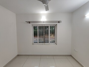 Room in 3 BHK Apartment at Brigade Lakefront, Whitefield – for Rent