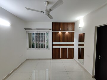 Room in 3 BHK Apartment at Brigade Lakefront, Whitefield – for Rent