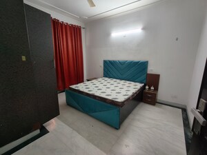 Bedroom in 3 BHK Builder Floor at Unitech South City 1, South City 1 – for Rent