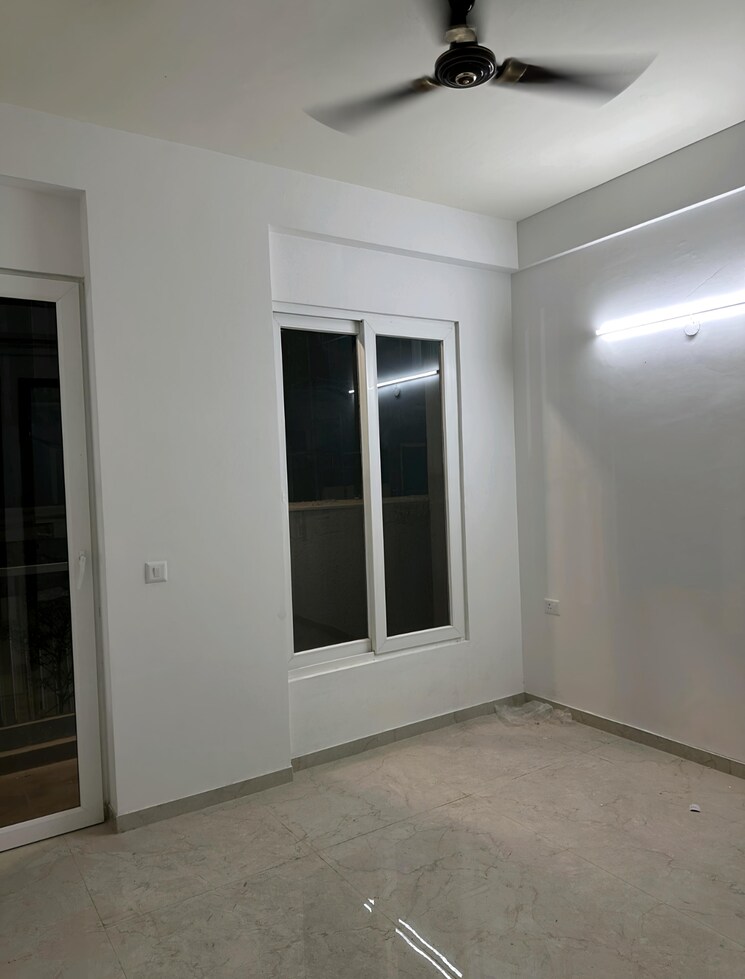 Room, smart-world-orchard 3 Bedroom 1680 Sq.Ft. Apartment In Sector 61 Gurgaon 9706401