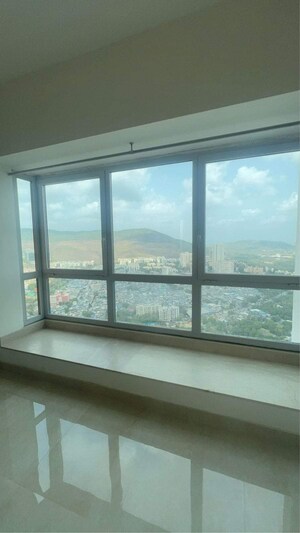 Room in 3 BHK Apartment at DB Orchid Woods, Goregaon East – for Rent