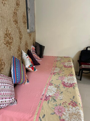 Bedroom in 2 BHK Apartment at Nahar Amrit Shakti Water Lily And White Lily, Chandivali – for Rent