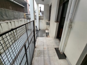 Balcony in 3 BHK Builder Floor at Unitech South City Heights, Sector 41 – for Rent