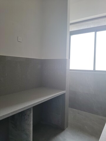 Furnished Amenities in 2 BHK Apartment at Prestige Jasdan Classic, Mahalaxmi – for Rent