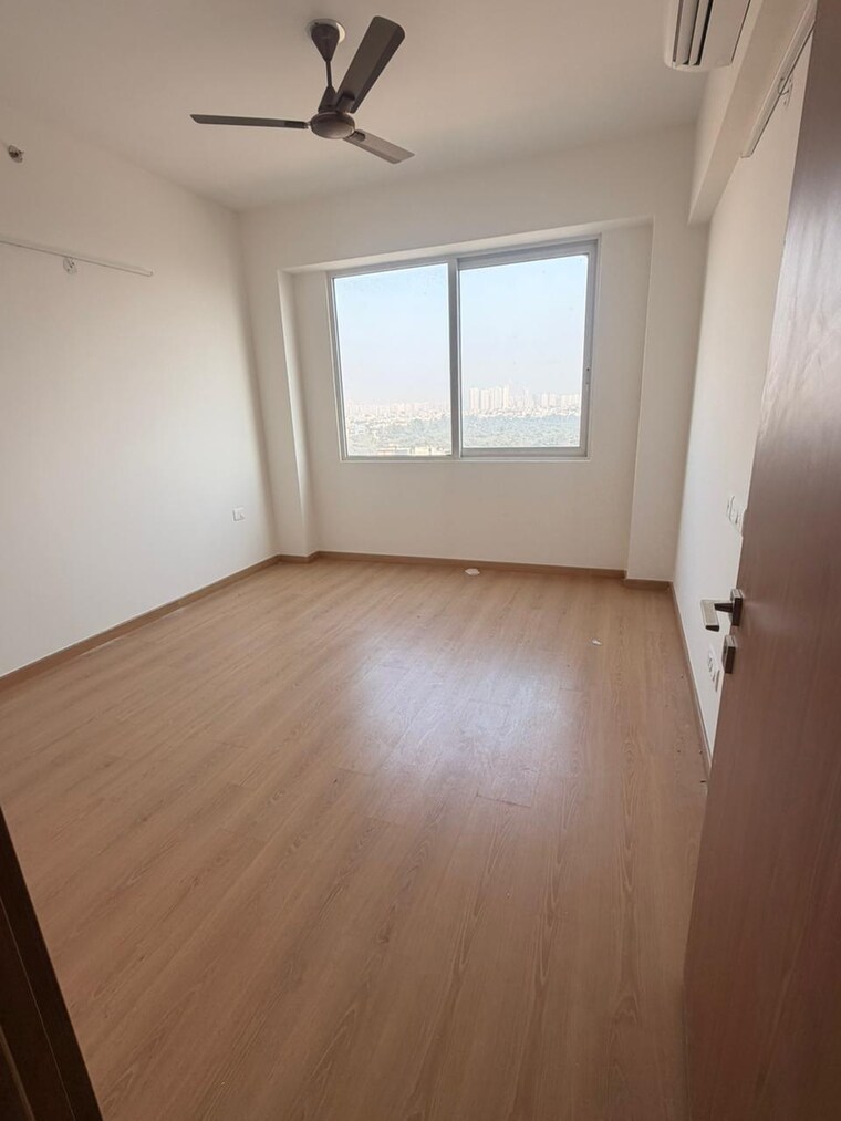 Room, godrej-woods 3 Bedroom 2088 Sq.Ft. Apartment In Sector 43 Noida 9706455