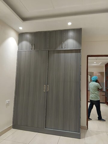 Room in 3 BHK Apartment at Ambala Highway – for Sale