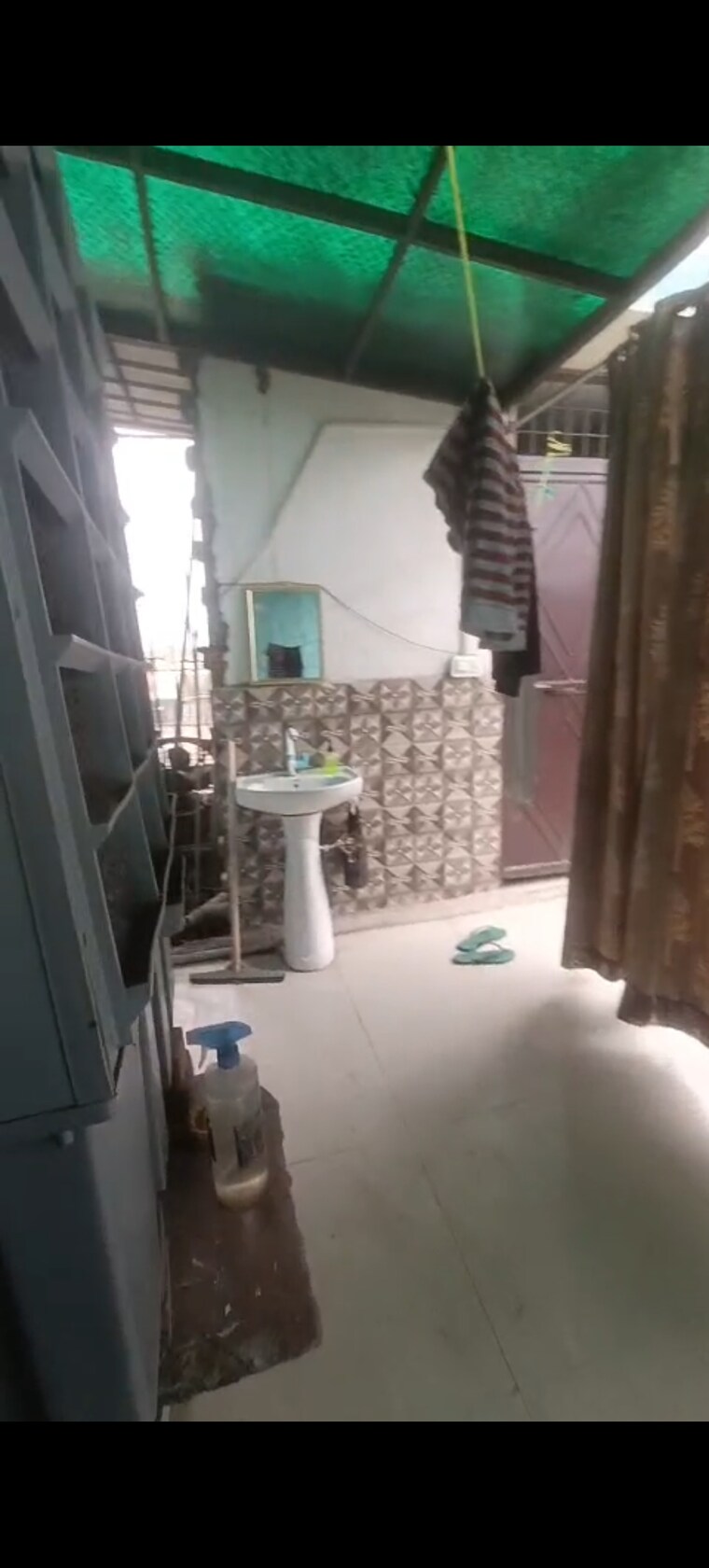 Balcony, jogabai extension 2.5 Bedroom 90 Sq.Yd. Builder Floor In Jogabai Extension Delhi 9706481