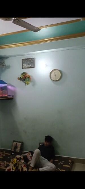 Furnished Amenities in 2.5 BHK Builder Floor at Jogabai Extension – for Sale