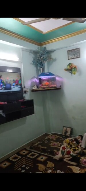 Furnished Amenities in 2.5 BHK Builder Floor at Jogabai Extension – for Sale