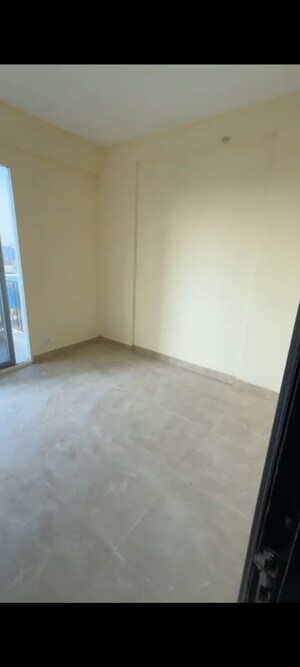 Room in 2 BHK Apartment at Signature Global Park, Sohna Sector 36 – for Sale