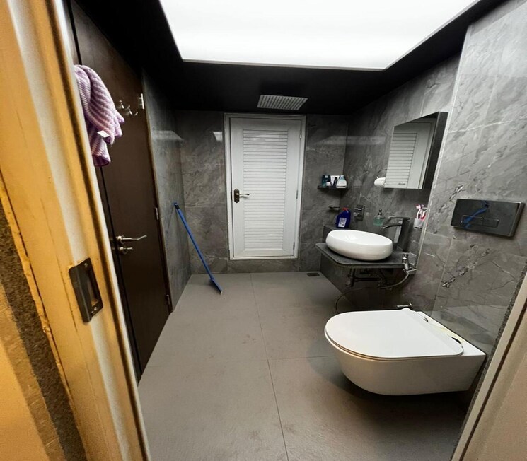 Bathroom, ruparel-ariana 3 Bedroom 1500 Sq.Ft. Apartment In Parel Mumbai 9706492