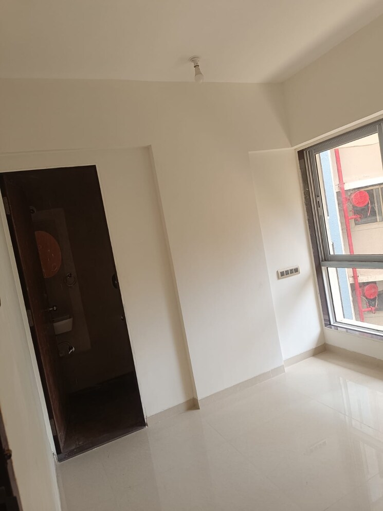 Room, je-and-vee-om-trimurti 2 Bedroom 900 Sq.Ft. Apartment In Malad East Mumbai 9706384