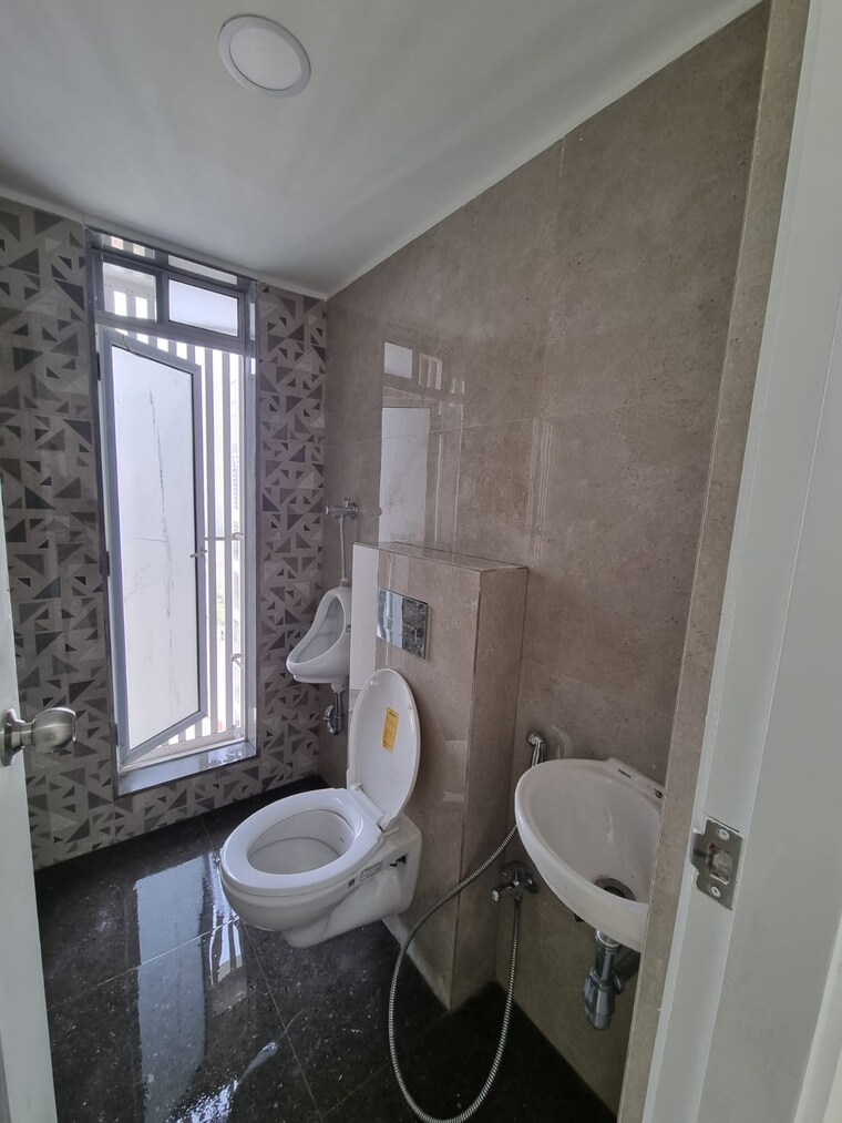 Bathroom, wadhwa-the-gateway Commercial Office Space 500 Sq.Ft. In Mulund West Mumbai 9706547